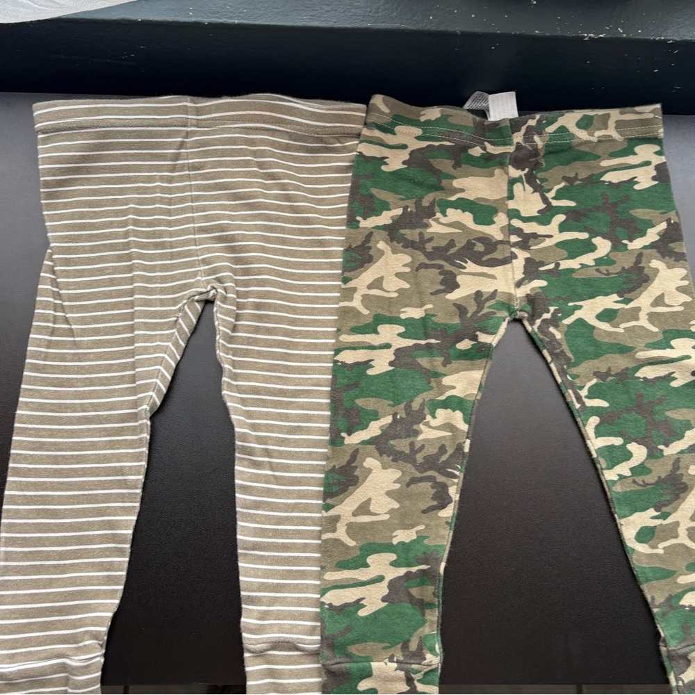 The peanutshell set of two pants